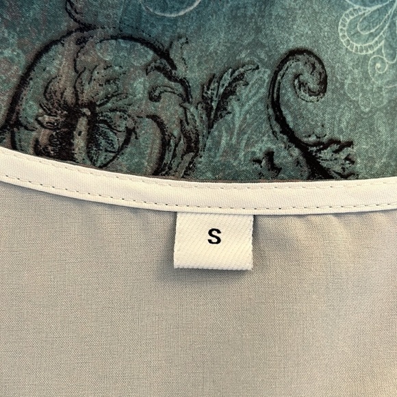 Floral Boho V-Neck Long Sleeve Top Size Small - Picture 5 of 6